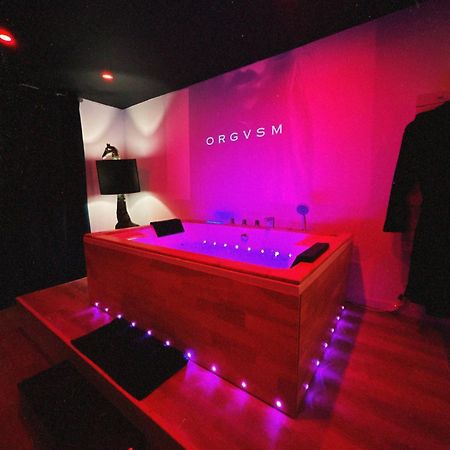 Love Room Haut De Gamme - L'Extase Avec Jacuzzi Violaines المظهر الخارجي الصورة